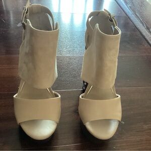 Gianni Bini Wedge